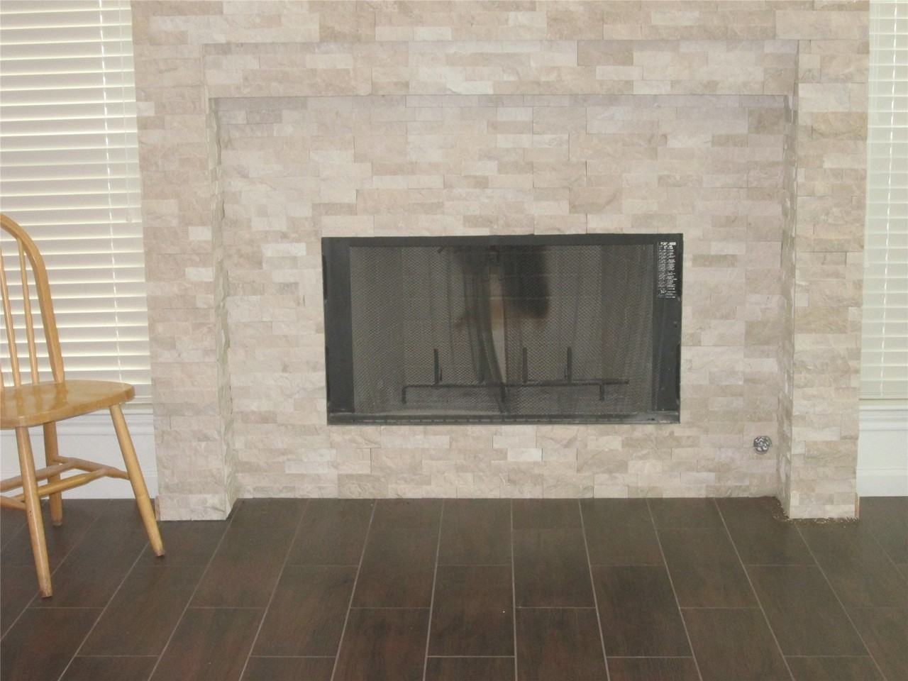 1305 Berkeley Ct - Photo 5 of 35