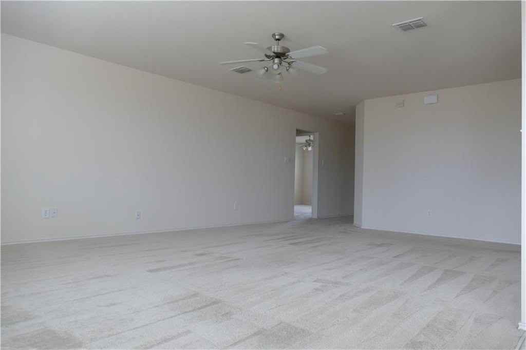 2814 Lake Vista Dr - Photo 6 of 13