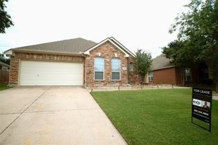 2708 Comanche Trl - Photo 1 of 1