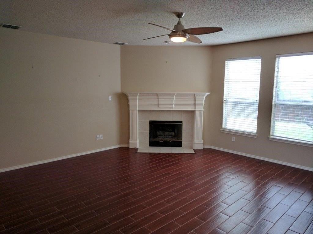 3544 Brewster Dr - Photo 6 of 20