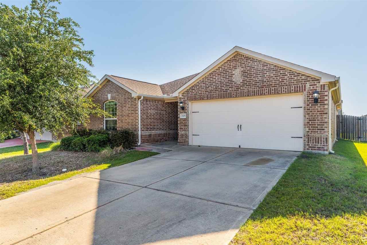 2105 Old Harbor Way