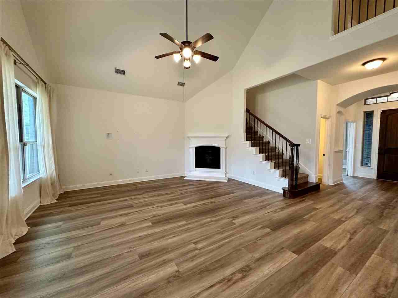 1532 Intessa Ct - Photo 3 of 40