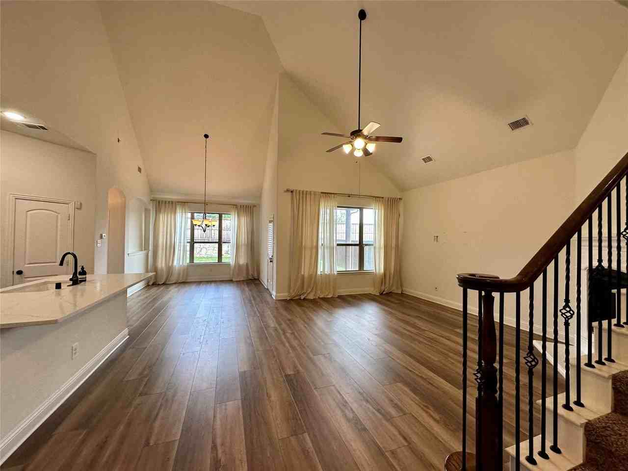 1532 Intessa Ct - Photo 5 of 40