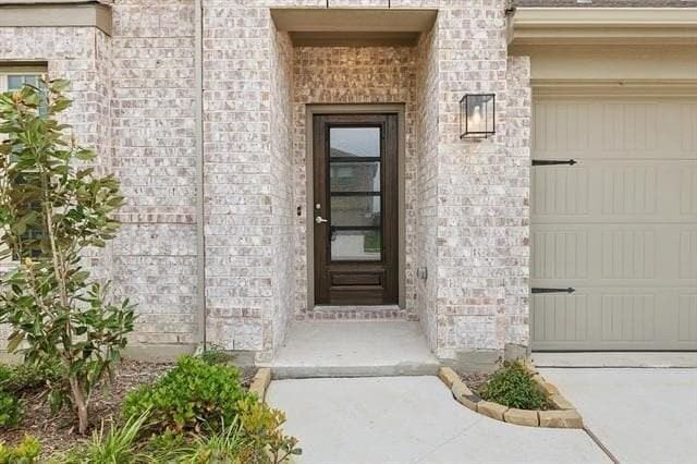 1271 Mill Pl - Photo 3 of 28