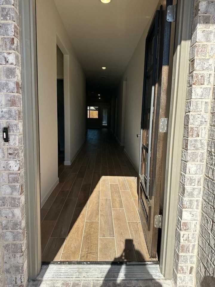 1271 Mill Pl - Photo 4 of 28