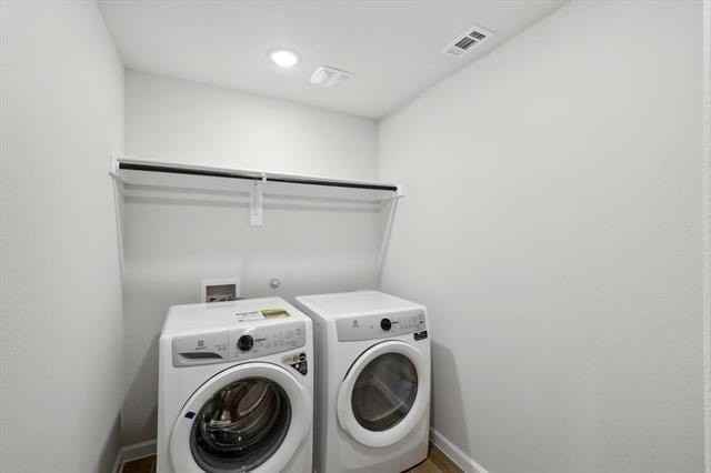 1271 Mill Pl - Photo 7 of 28
