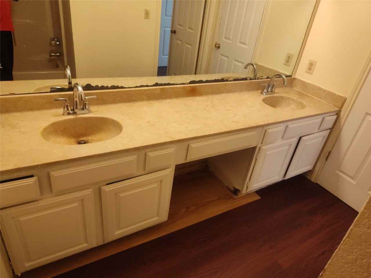 2039 W Walnut St #C - Photo 6 of 19
