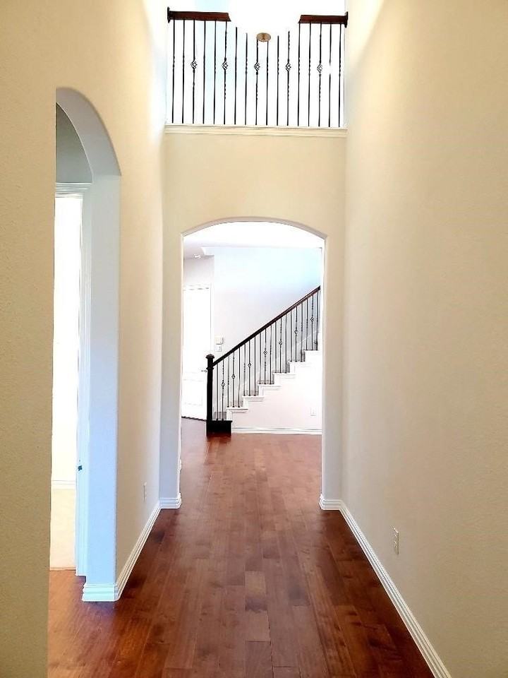 1048 Frisco Ranch Rd - Photo 3 of 24