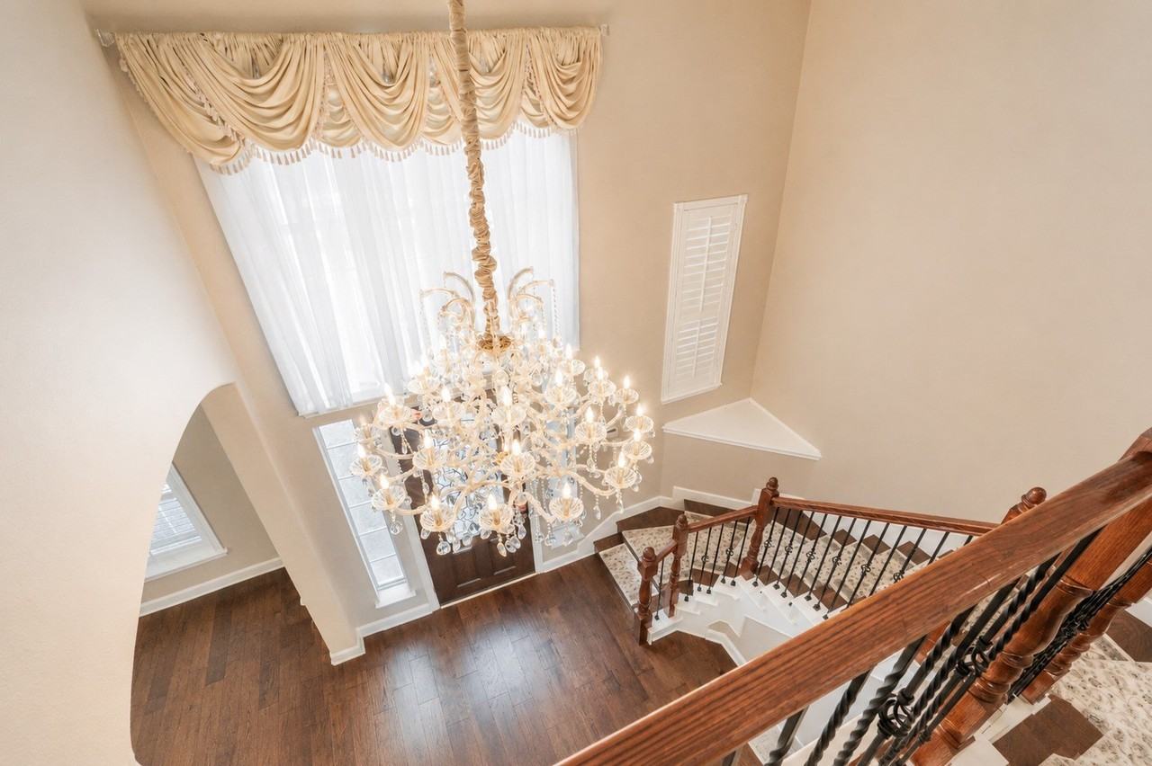 4453 Red Barn - Photo 3 of 39