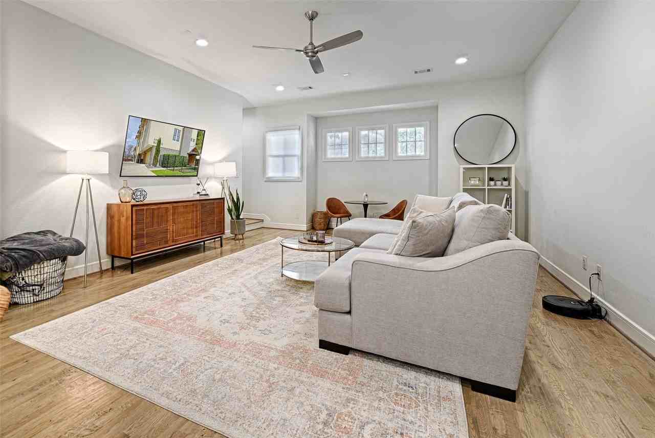 5089 Gaston Ave #1002 - Photo 4 of 22
