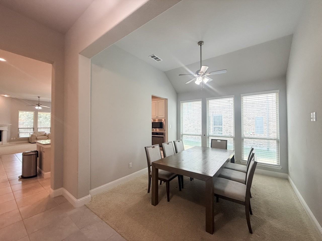 4245 Brookstone Dr - Photo 5 of 28