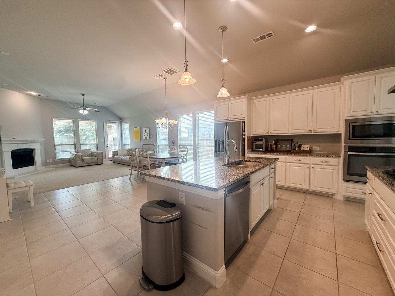 4245 Brookstone Dr - Photo 7 of 28