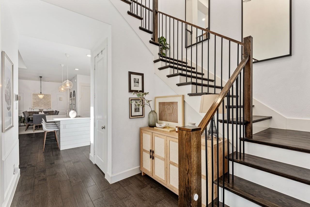 7205 Caladium Dr - Photo 4 of 29