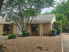 200 E Denton Dr - Photo 1 of 1