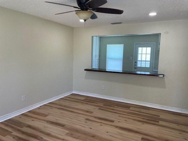 5108 Lamesa Ave - Photo 3 of 14