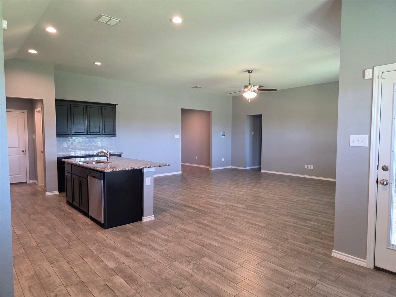 1644 Glade Meadows Dr - Photo 5 of 27