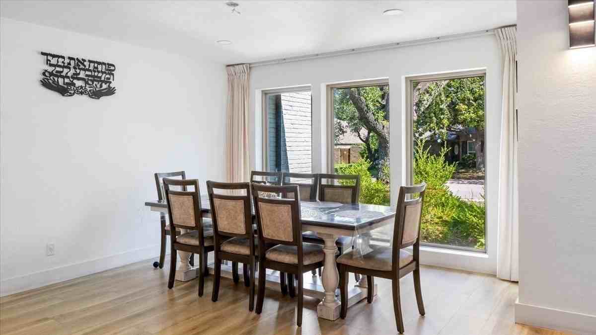 7020 Quartermile Ln - Photo 6 of 28