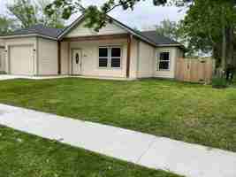 featured image of 4105 Stuart St