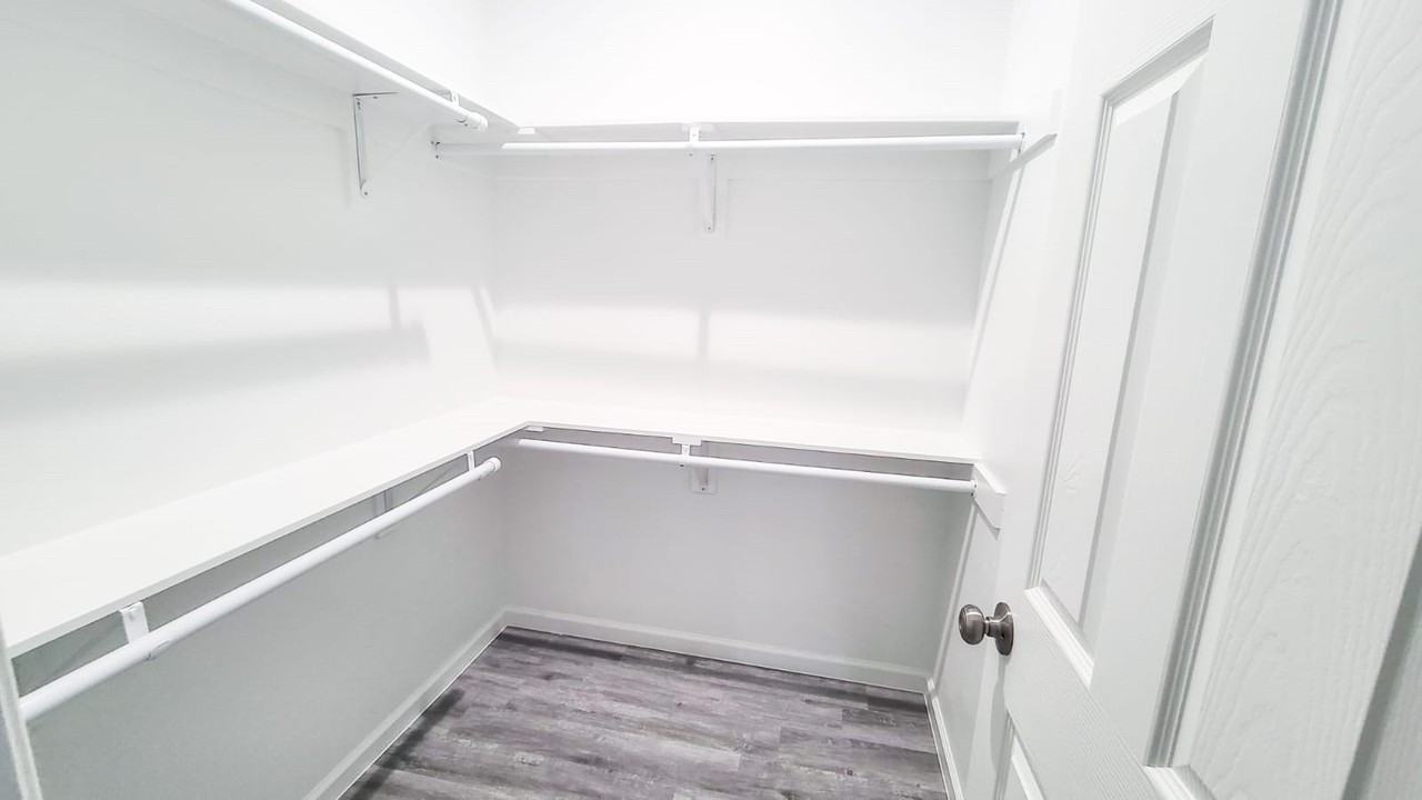 4105 Stuart St - Photo 6 of 25