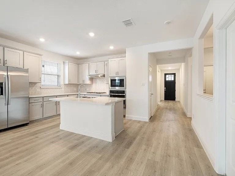 15029 Hierba Mora Dr - Photo 4 of 17