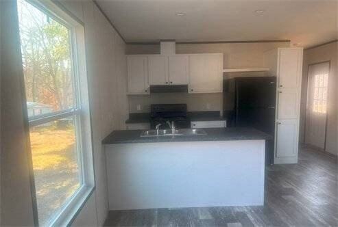 511 W Hillsboro St #15R - Photo 2 of 12