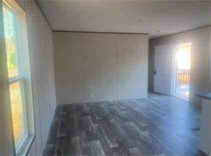 511 W Hillsboro St #15R - Photo 3 of 12
