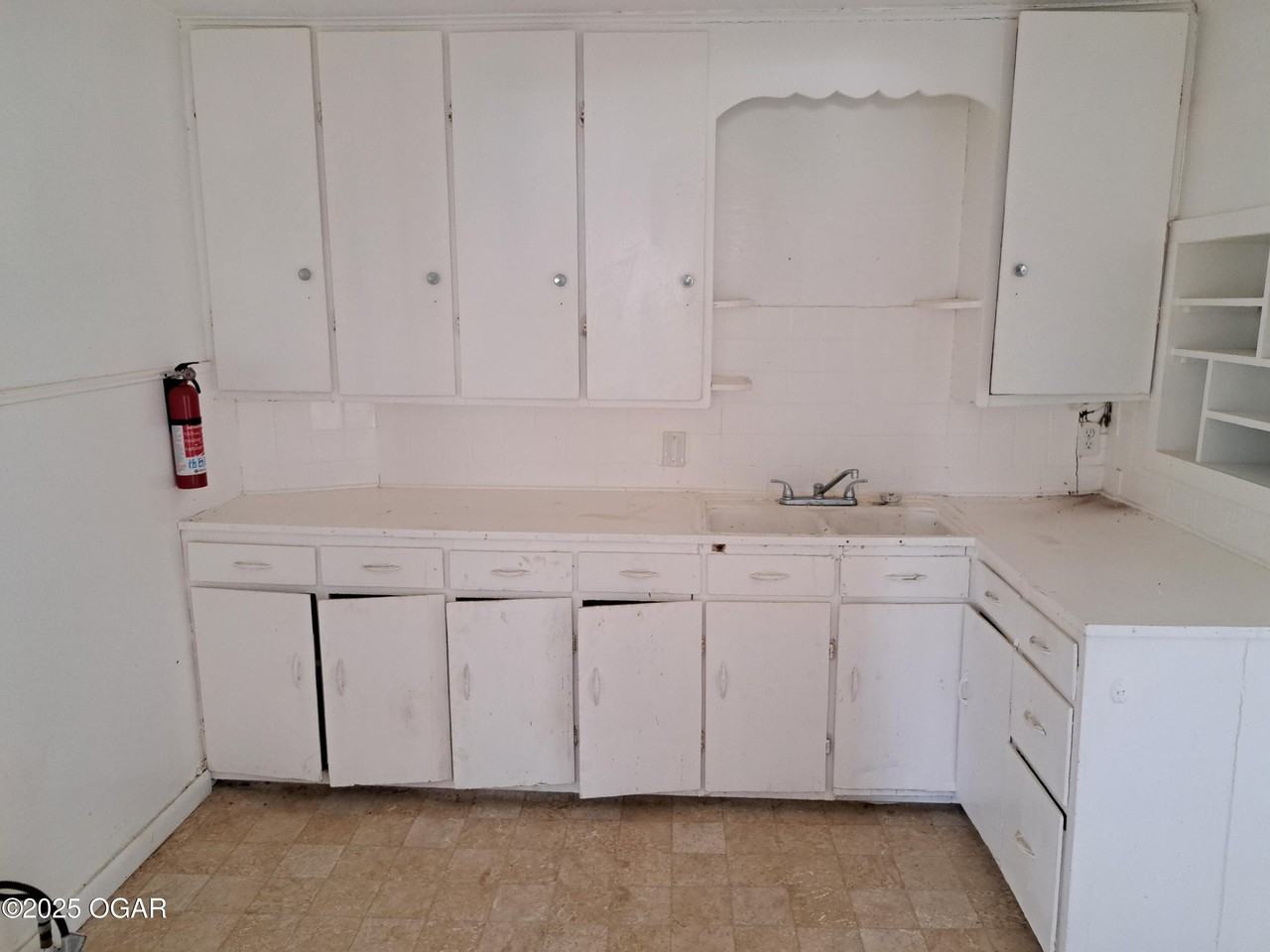 1903 East Ave - Photo 5 of 15