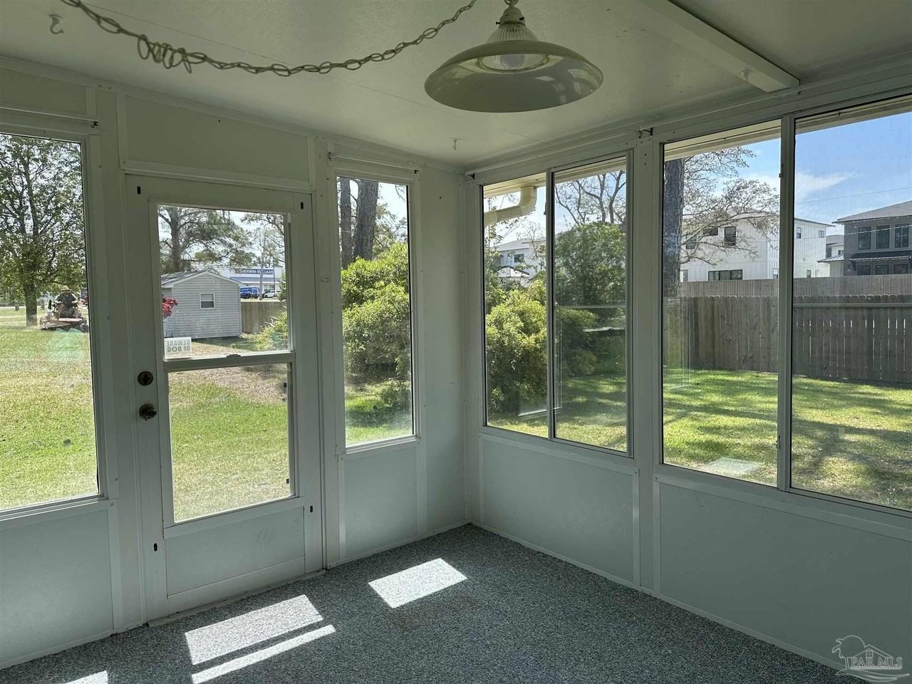 5511 Custer Dr - Photo 7 of 17