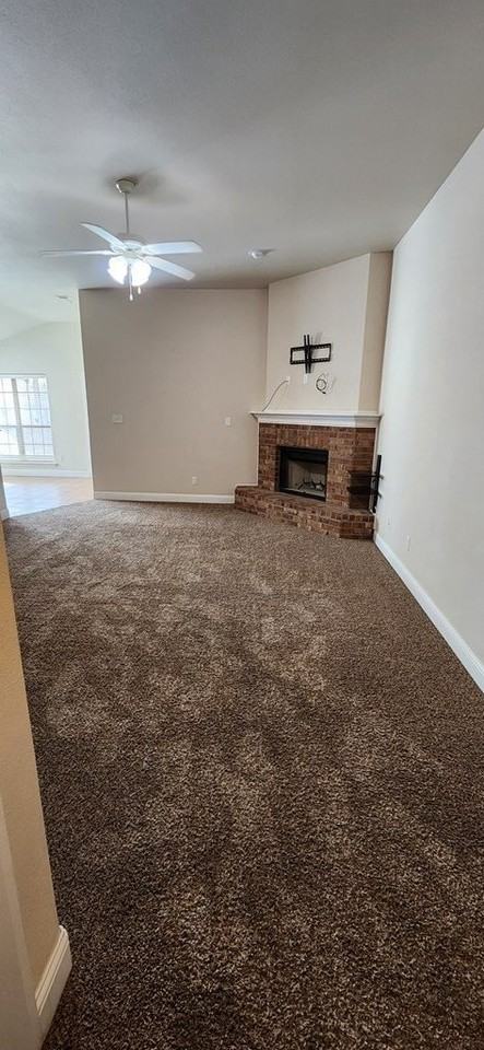907 Candlestick Dr - Photo 2 of 29