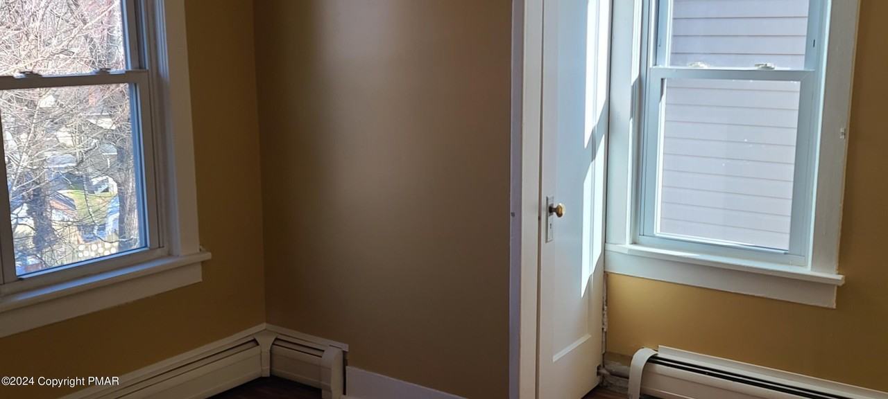 618 King St - Photo 7 of 9