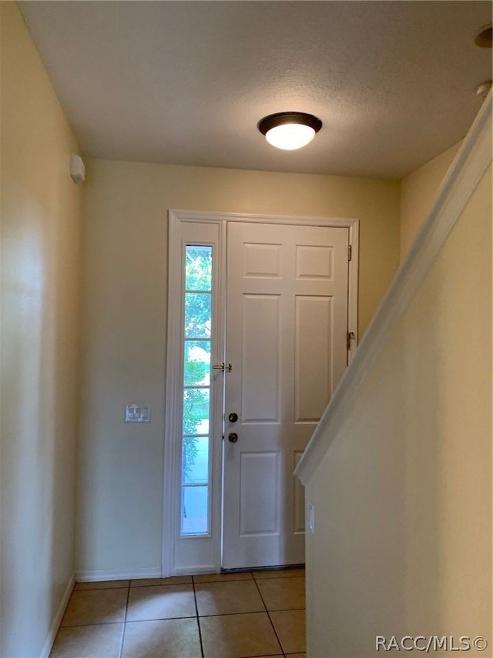 1600 W Spring Meadow Loop - Photo 4 of 15