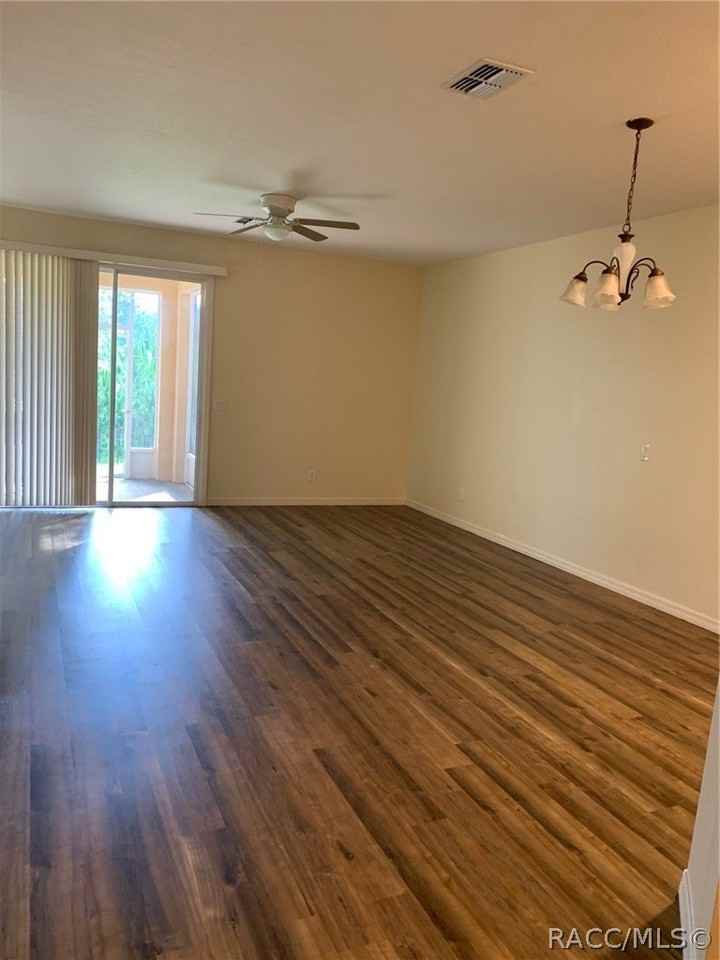 1600 W Spring Meadow Loop - Photo 6 of 15