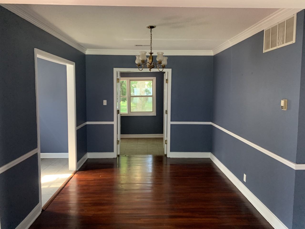 3523 Bowen Ave - Photo 2 of 8