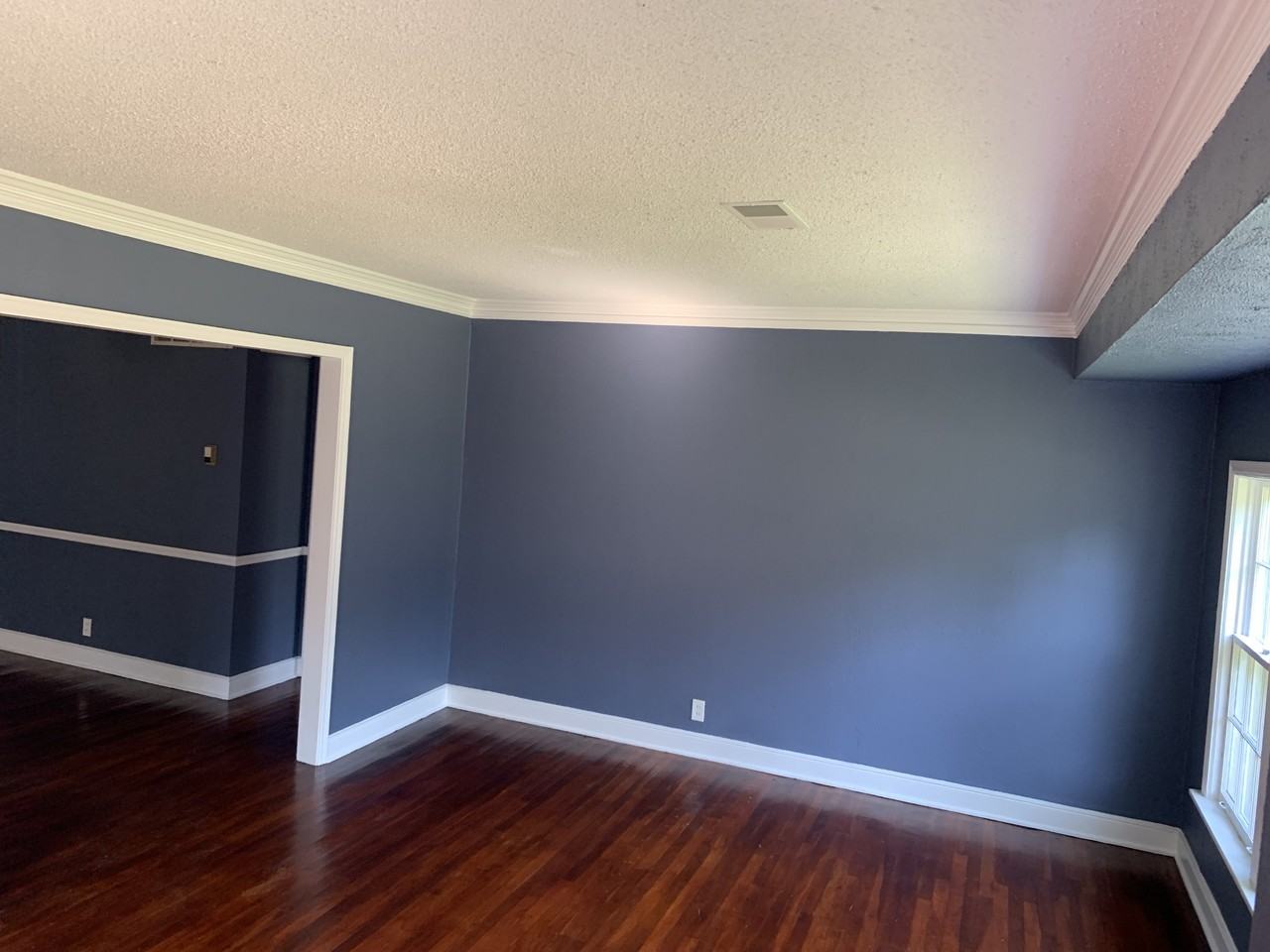 3523 Bowen Ave - Photo 3 of 8