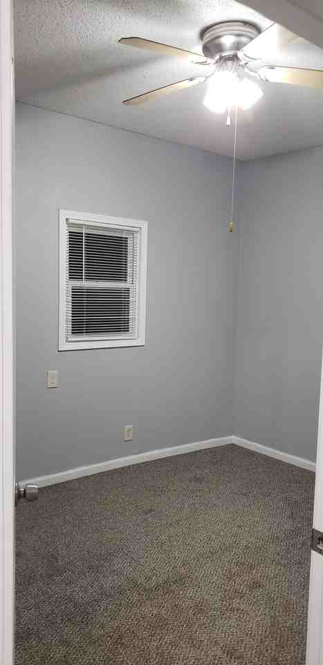 317 S Atchison St - Photo 7 of 14