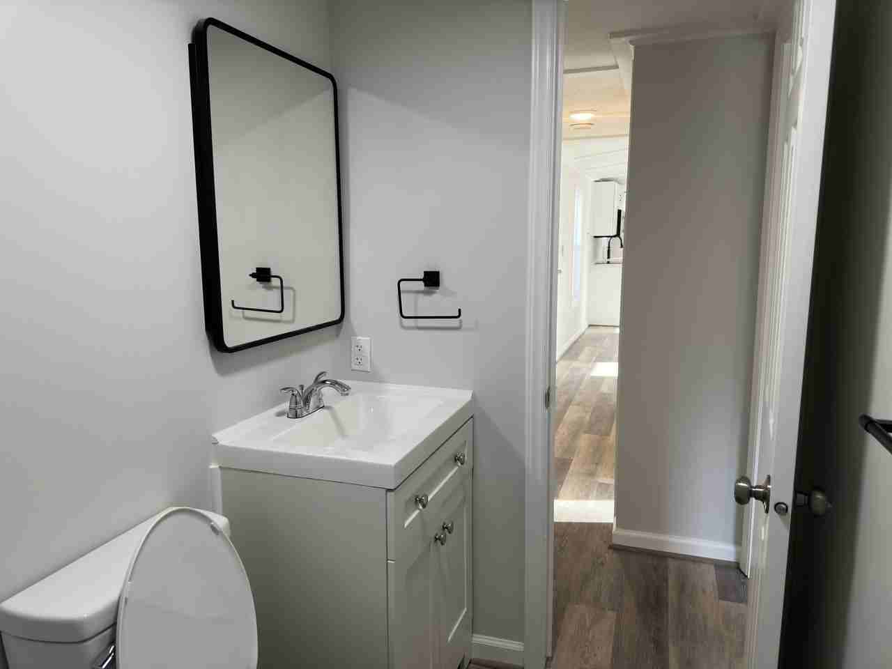 72 Rolandale Ln - Photo 6 of 23