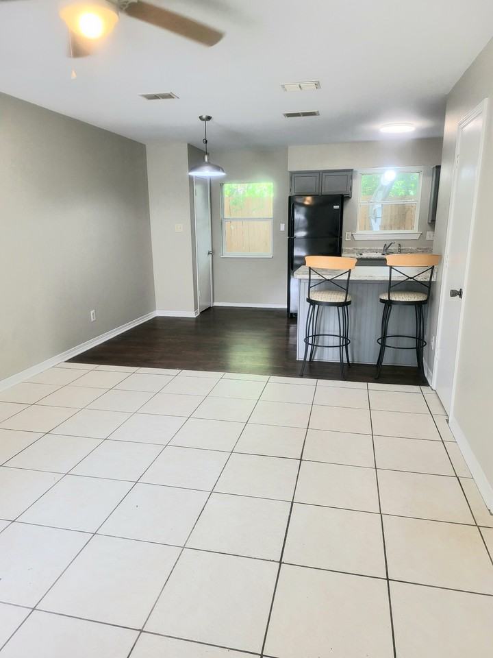 209 E 24th Ave #7 - Photo 6 of 22
