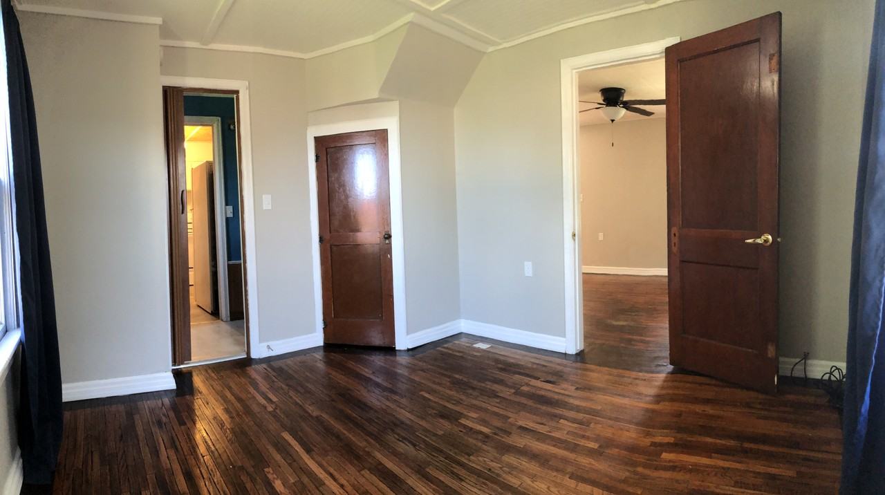 209 Main Street - Photo 3 of 17