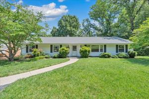 featured image of 1814 Pelham Dr