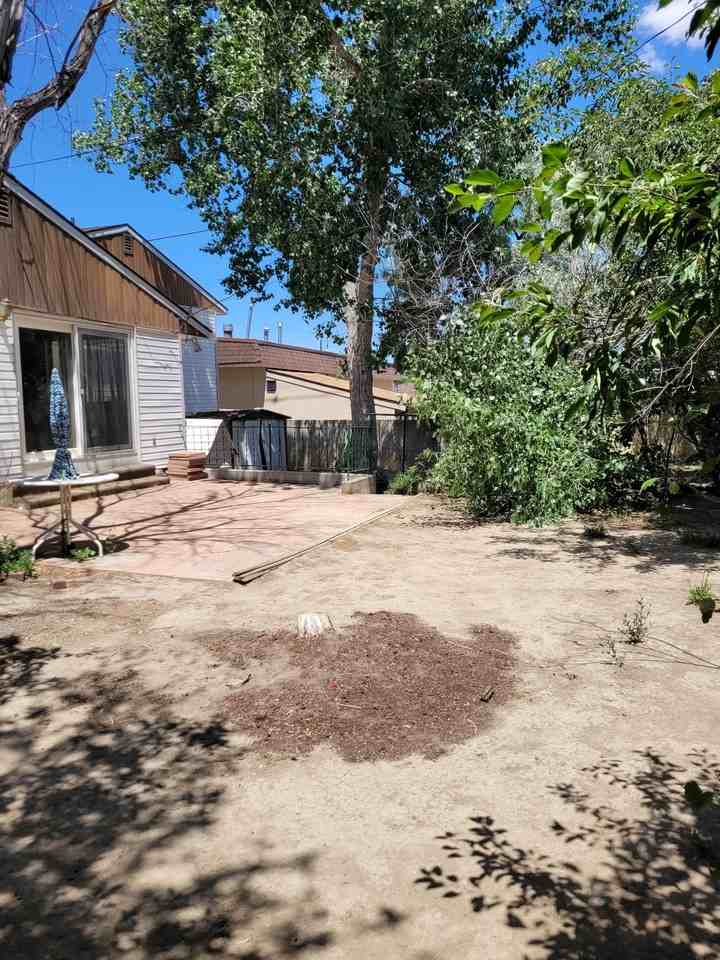 1318 Virginia St - Photo 2 of 34
