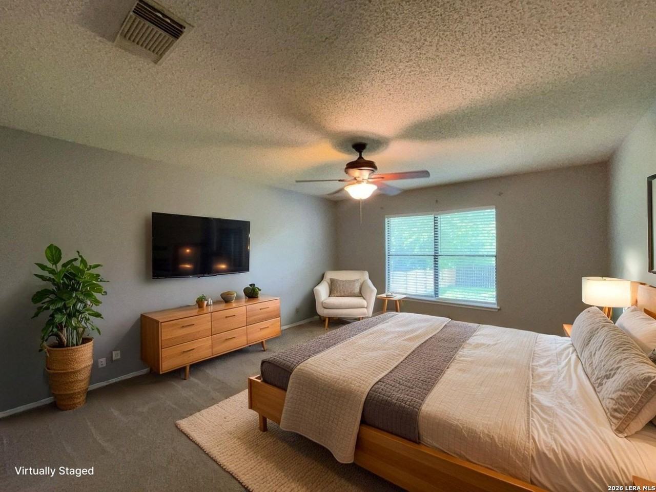 7322 Raintree Frst - Photo 5 of 40