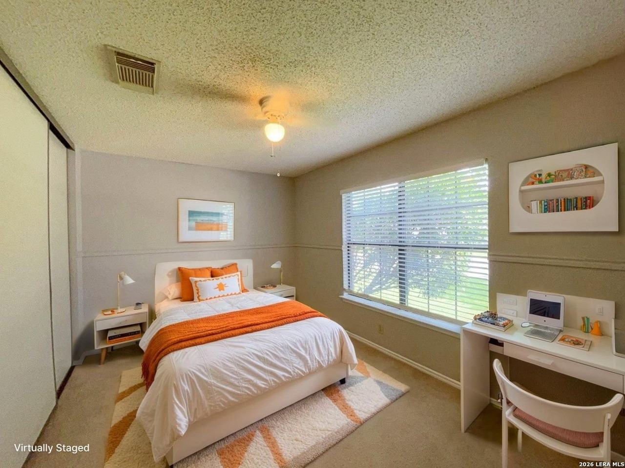 7322 Raintree Frst - Photo 6 of 40
