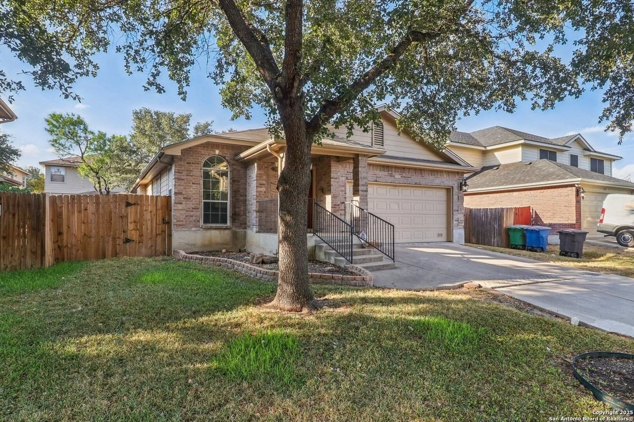 4119 Chinkapin Oak - Photo 2 of 27