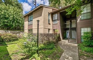 8611 Datapoint Dr Unit 26  