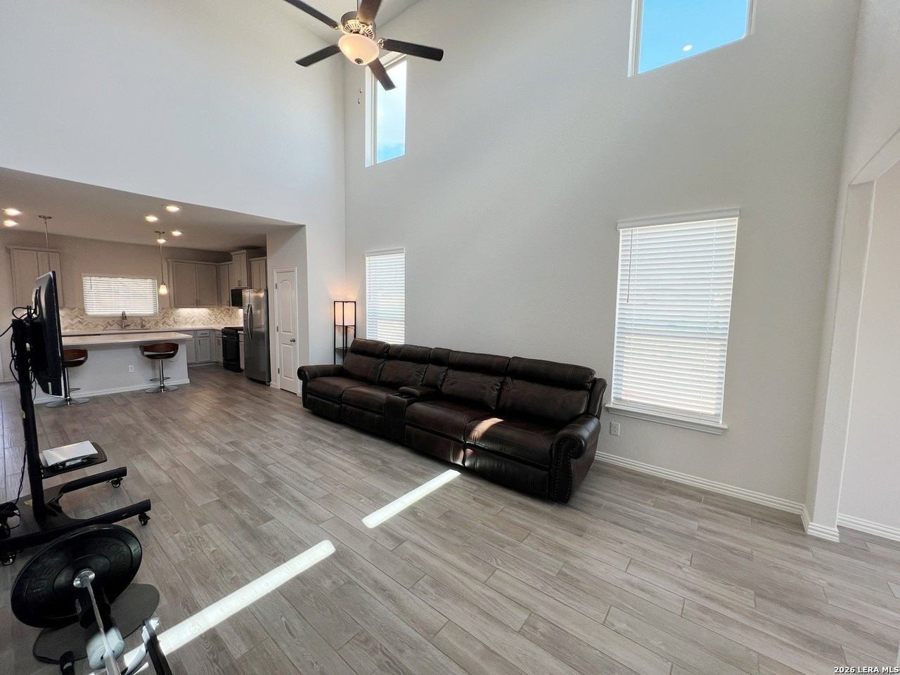 1822 Gabby Cole Ln - Photo 5 of 34