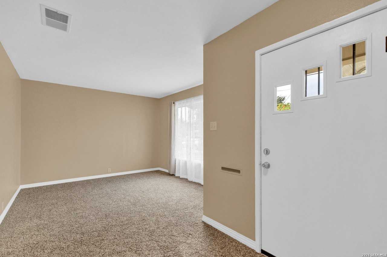 411 W Hart Ave - Photo 3 of 16