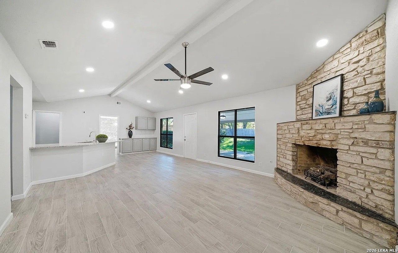6302 Handsome Lake Dr - Photo 4 of 17