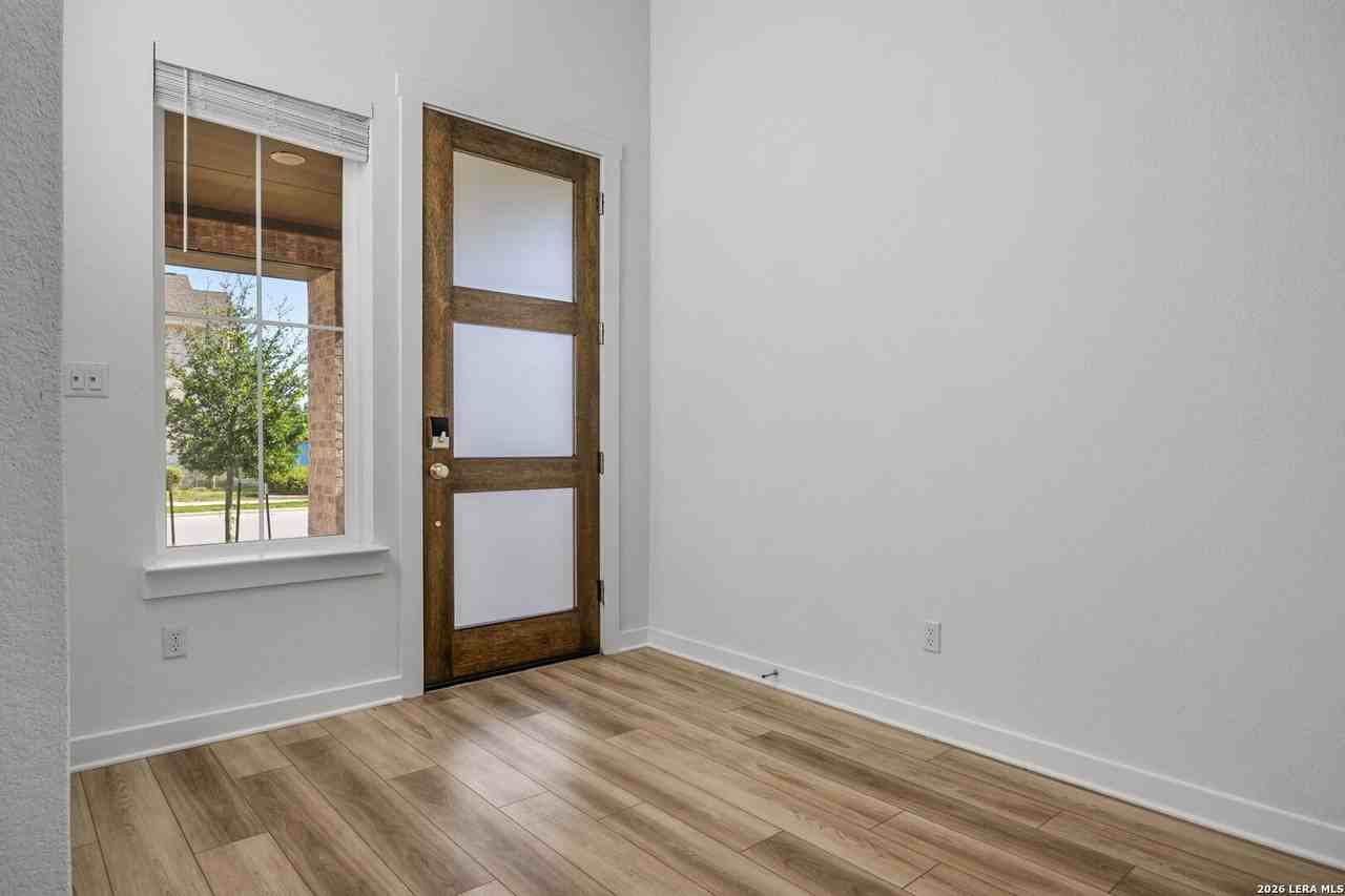 2145 Stampede Dr - Photo 3 of 36