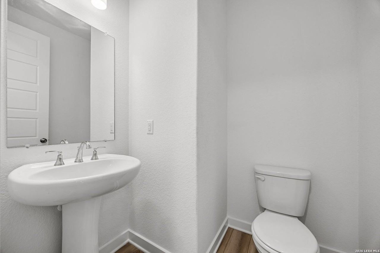 2145 Stampede Dr - Photo 6 of 36