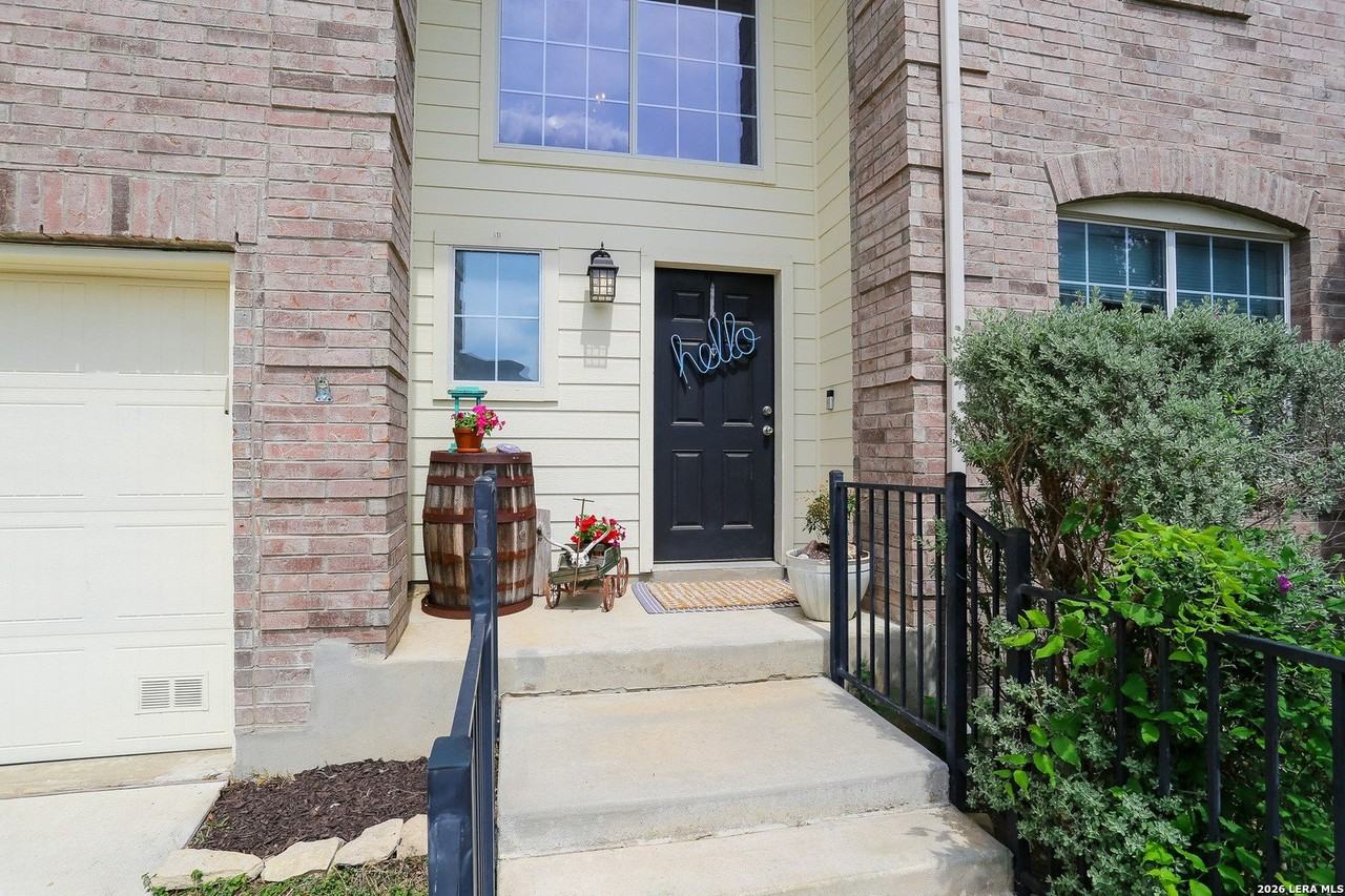 100 Steer Ln - Photo 4 of 42